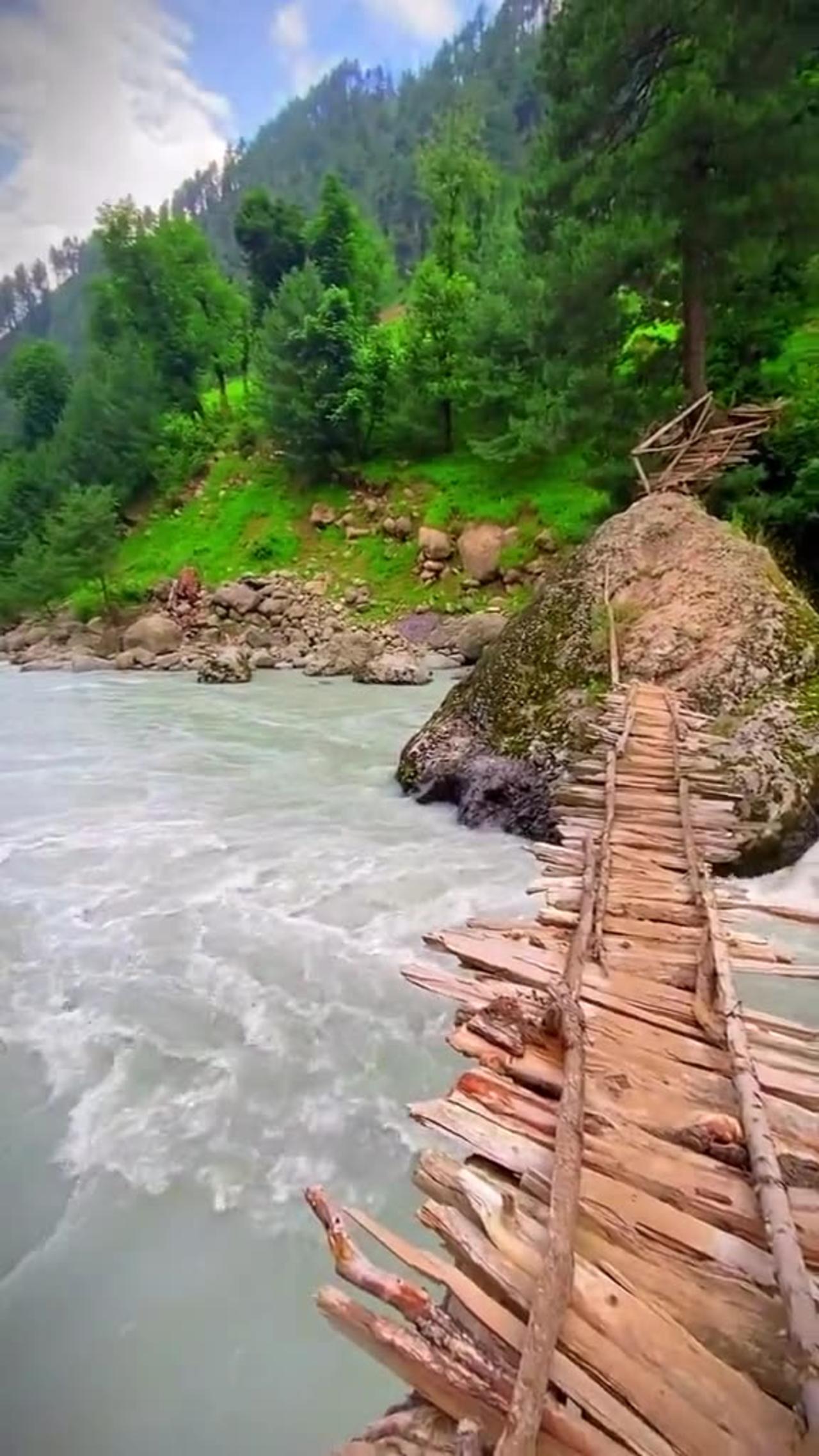 Kashmir is most beautiful place in Pakistan