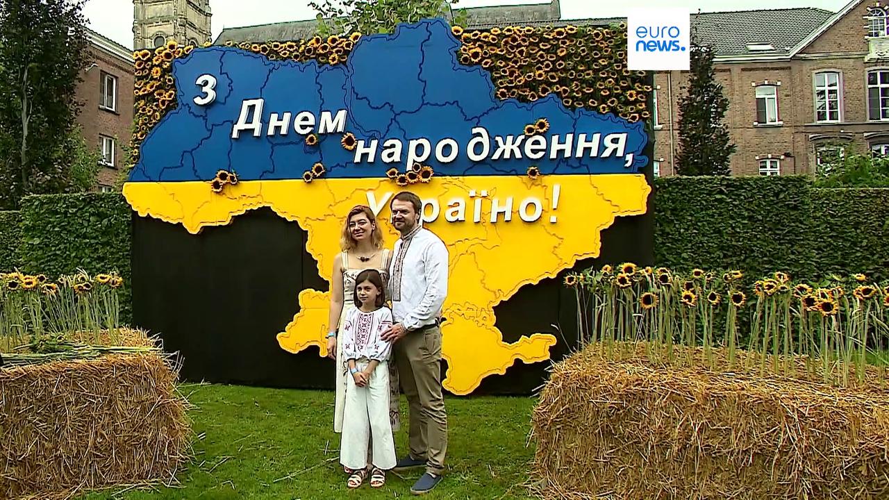 Ukraine marks Independence Day with sadness but a determination to drive out Russian forces