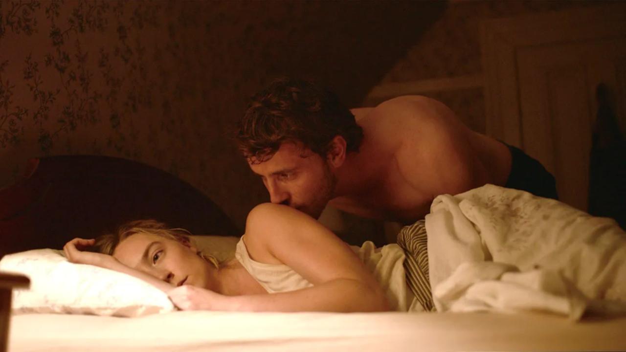 Saoirse Ronan & Paul Mescal Star as a Married Couple In 'Foe' Trailer | THR News Video