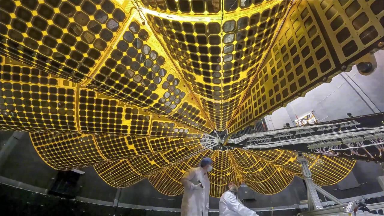 NASAs Lucy Mission Extends its Solar Arrays