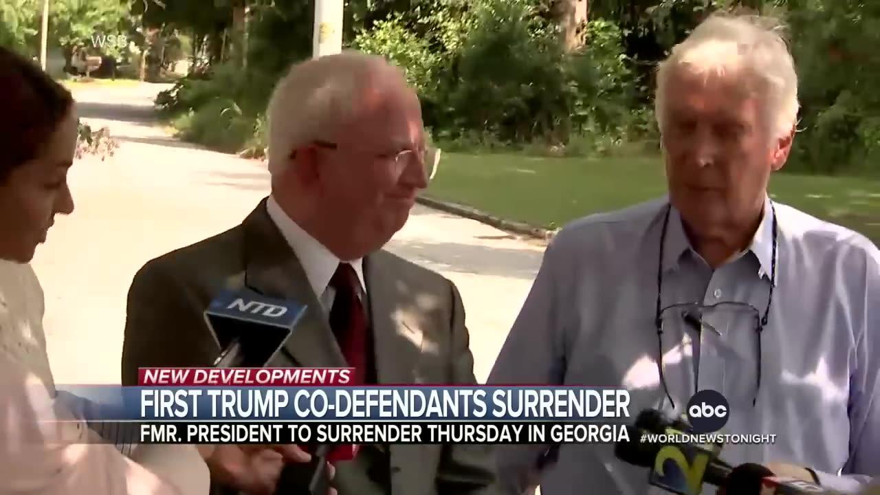 Trump announces he will surrender