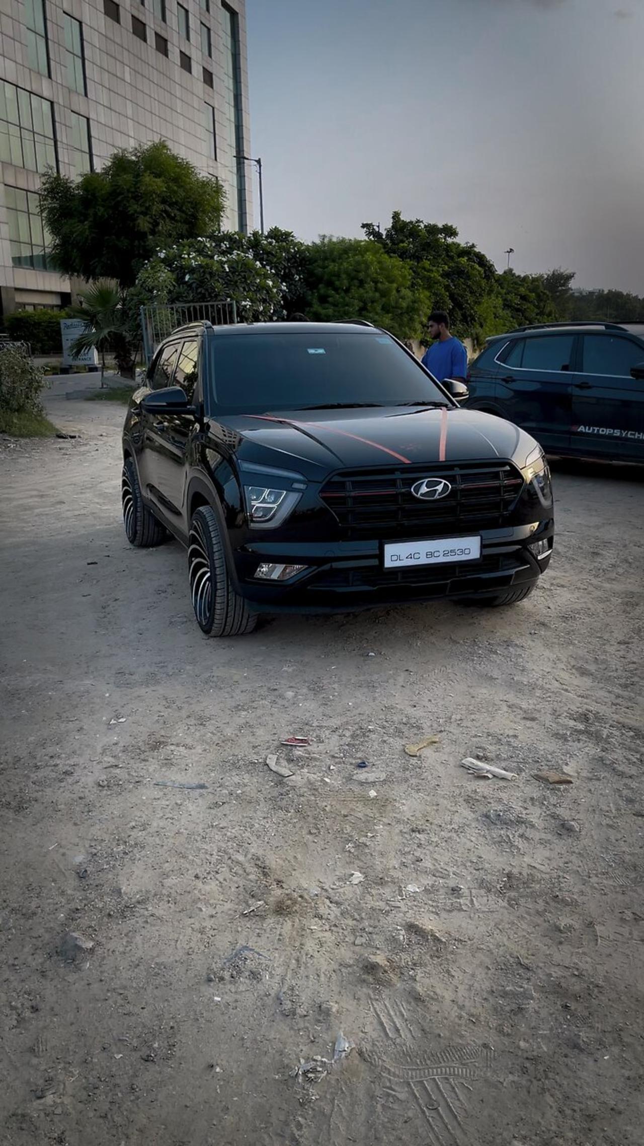 Hyundai creta with 20 inch alloys