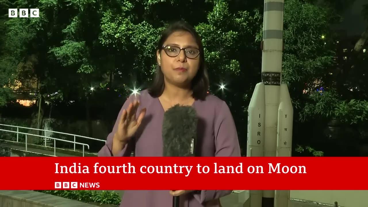 India Moon landing: Chandrayaan-3 spacecraft lands near south pole - BBC News
