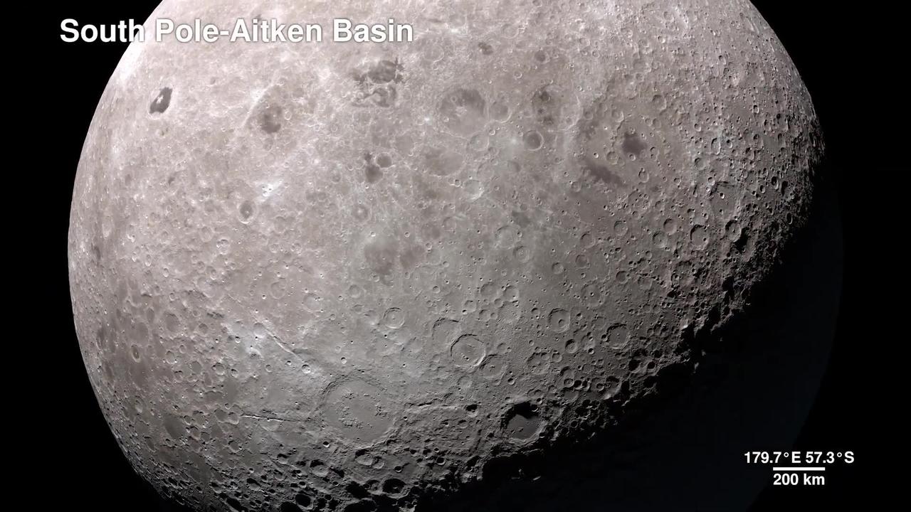 Tour of the moon in 4k