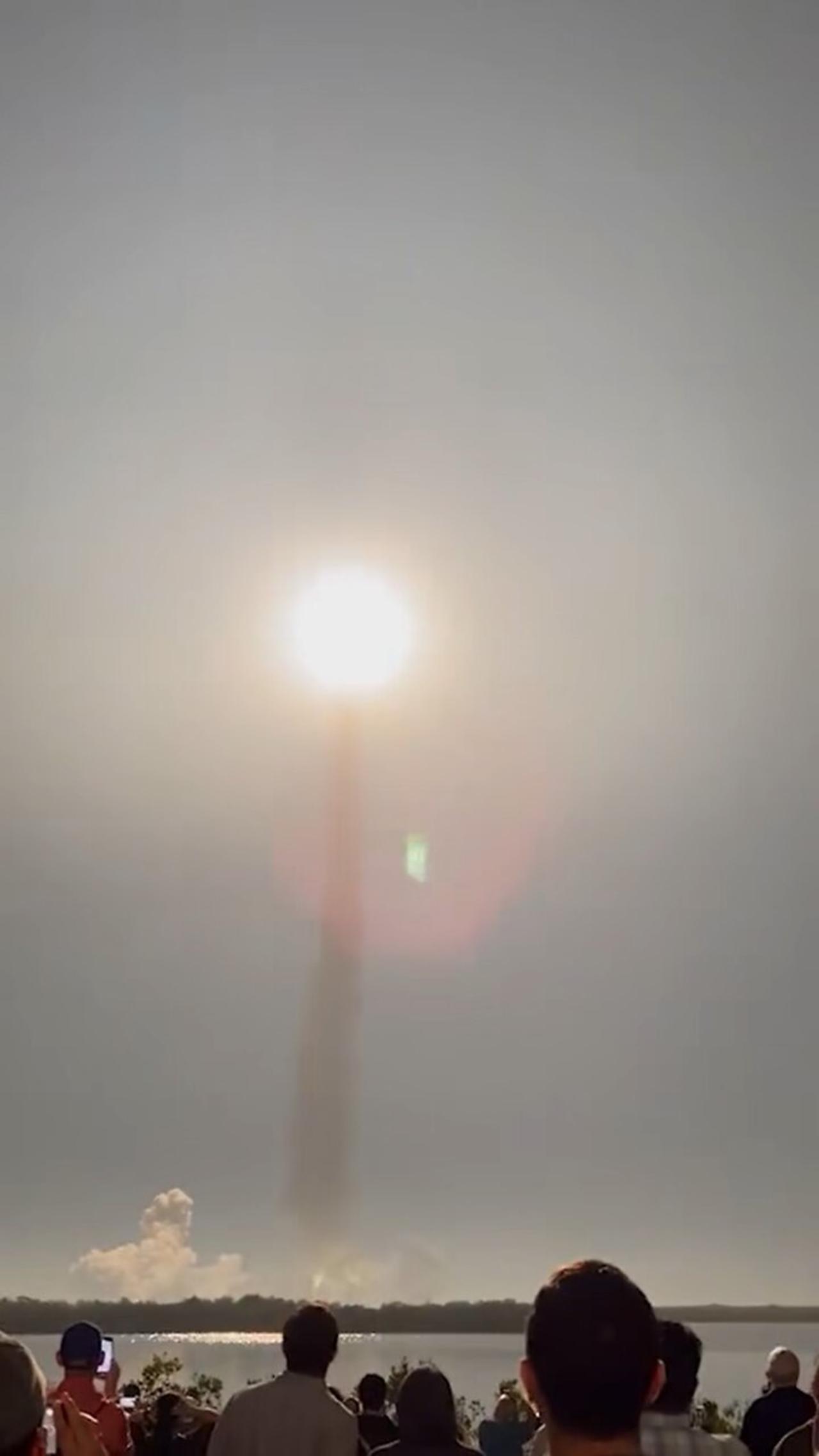 NASA Space Rocket Lanch To The Moon ! #nasa #space #elonmusk #spacex