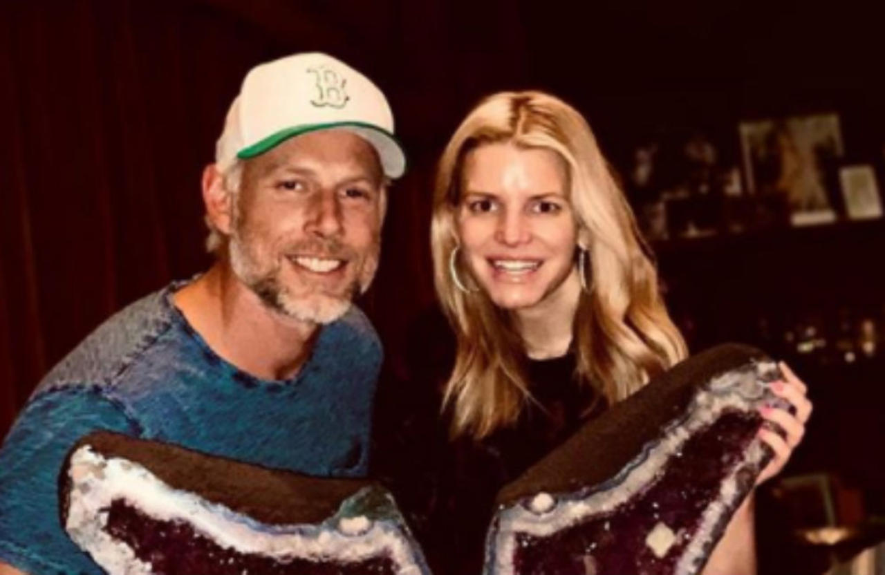 Jessica Simpson and Eric Johnson do lots of 'little things' to keep their romance alive