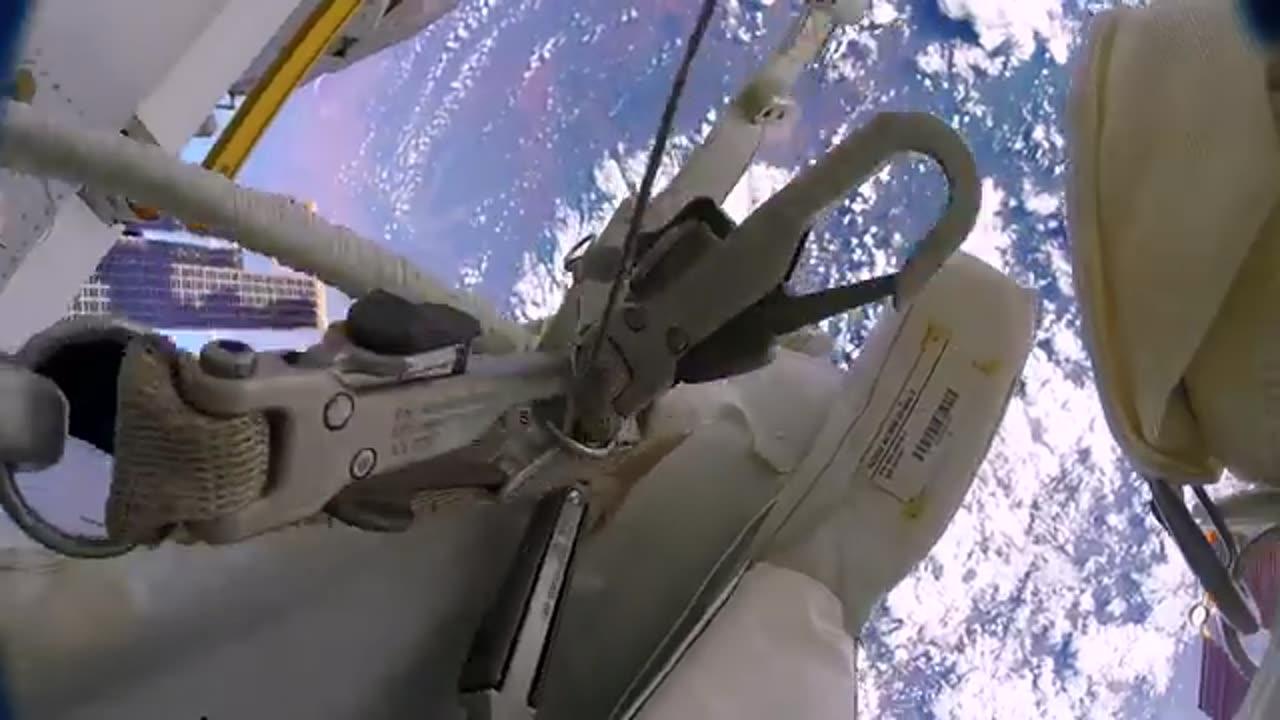 Astronauts_accidentally_lose_a_shield_in_space_(GoPro