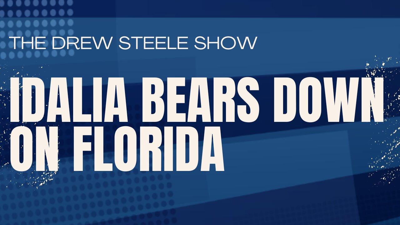 Idalia Bears Down On Florida