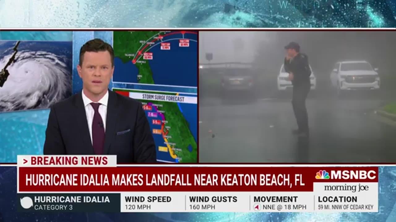 'Roaring' winds knock over billboard in Perry, Florida as Idalia makes landfall
