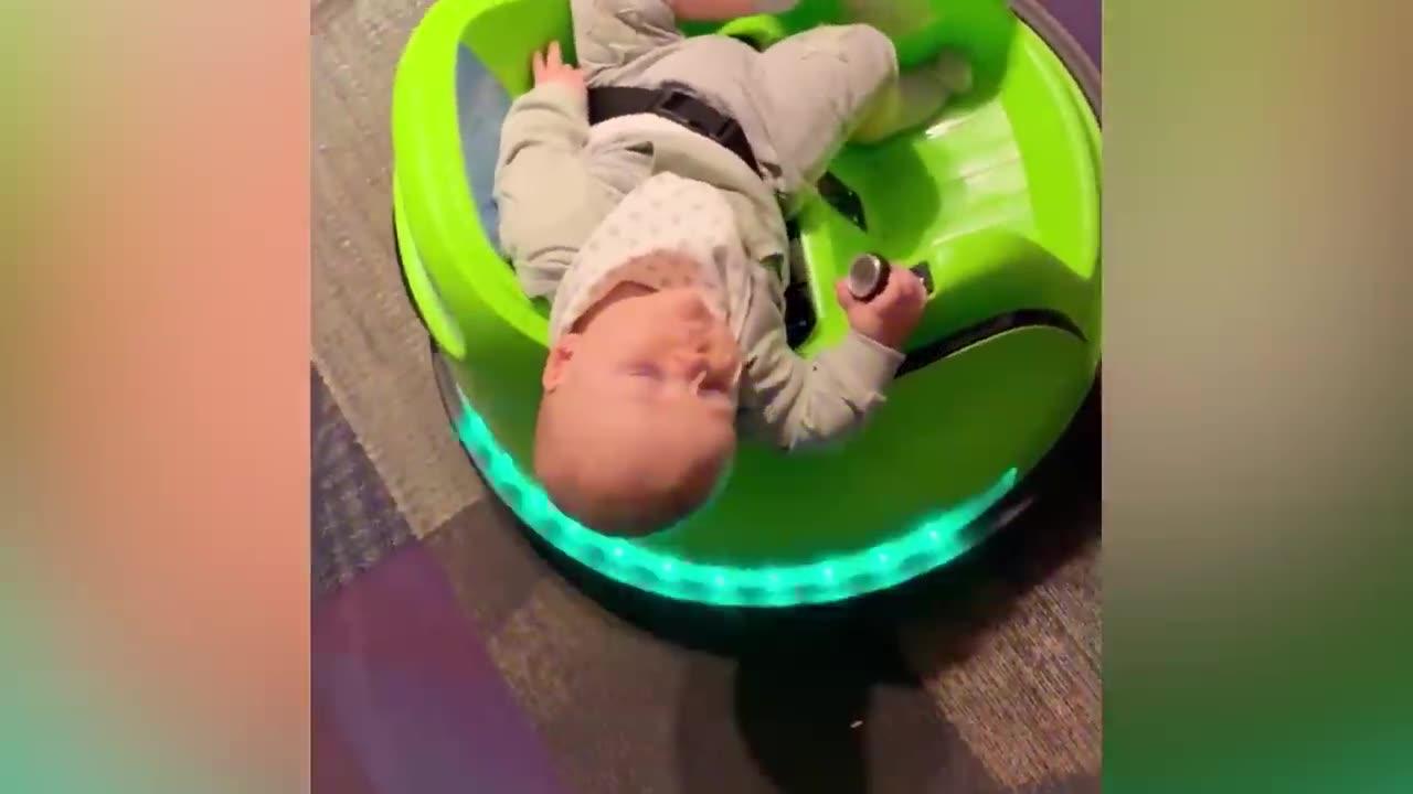 Funny and interesting moments,Babies funny reactions
