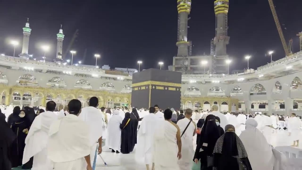 Alhumdulliah Umrah Kar Lia.