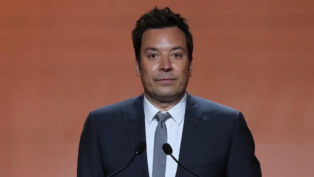 Jimmy Fallon Apologizes to 'Tonight Show' Staff Amid 'Toxic Workplace' Allegations | THR News Video