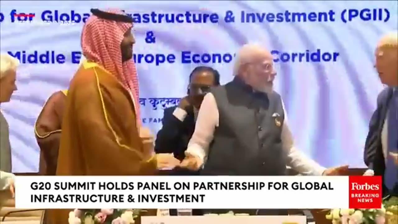 Viral Moments ; Biden shake hand with Saudi prince and modi at G-20