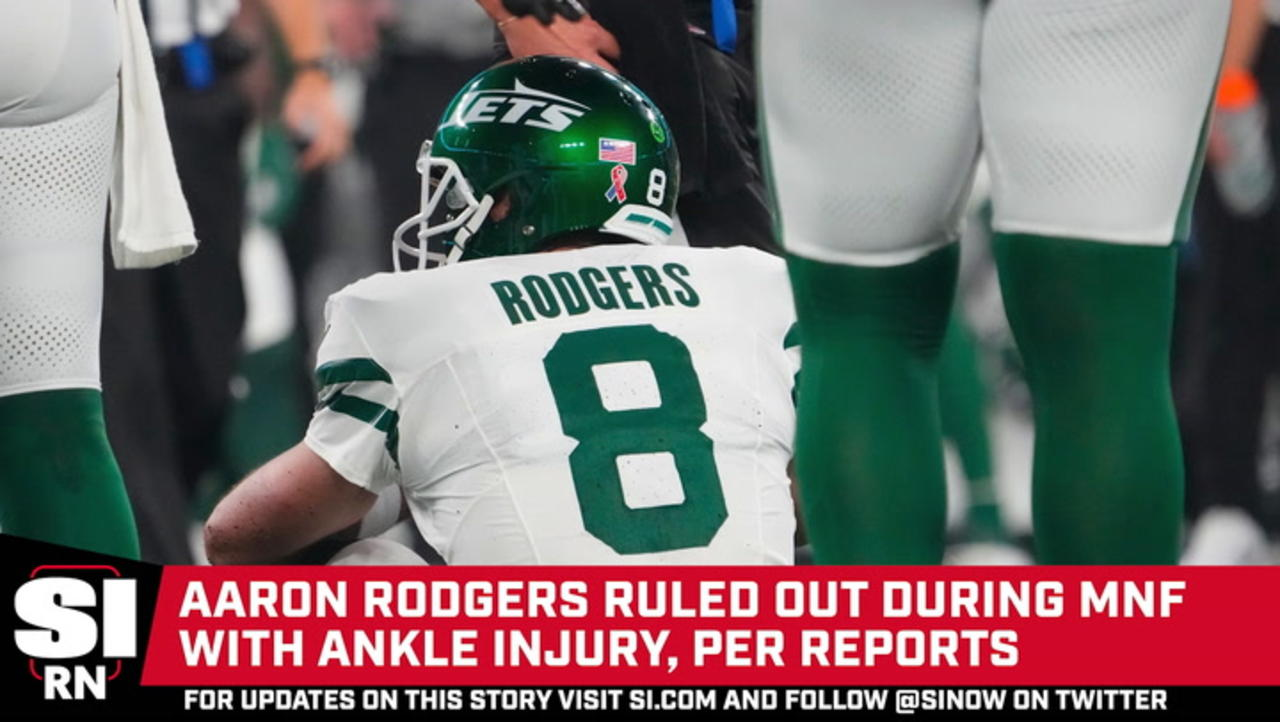 Aaron Rodgers Ruled Out During MNF With Ankle Injury