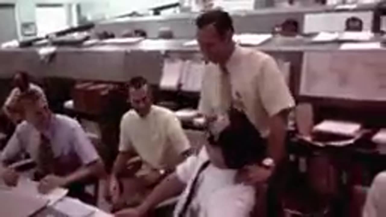 Apollo 11 landing on moon first time