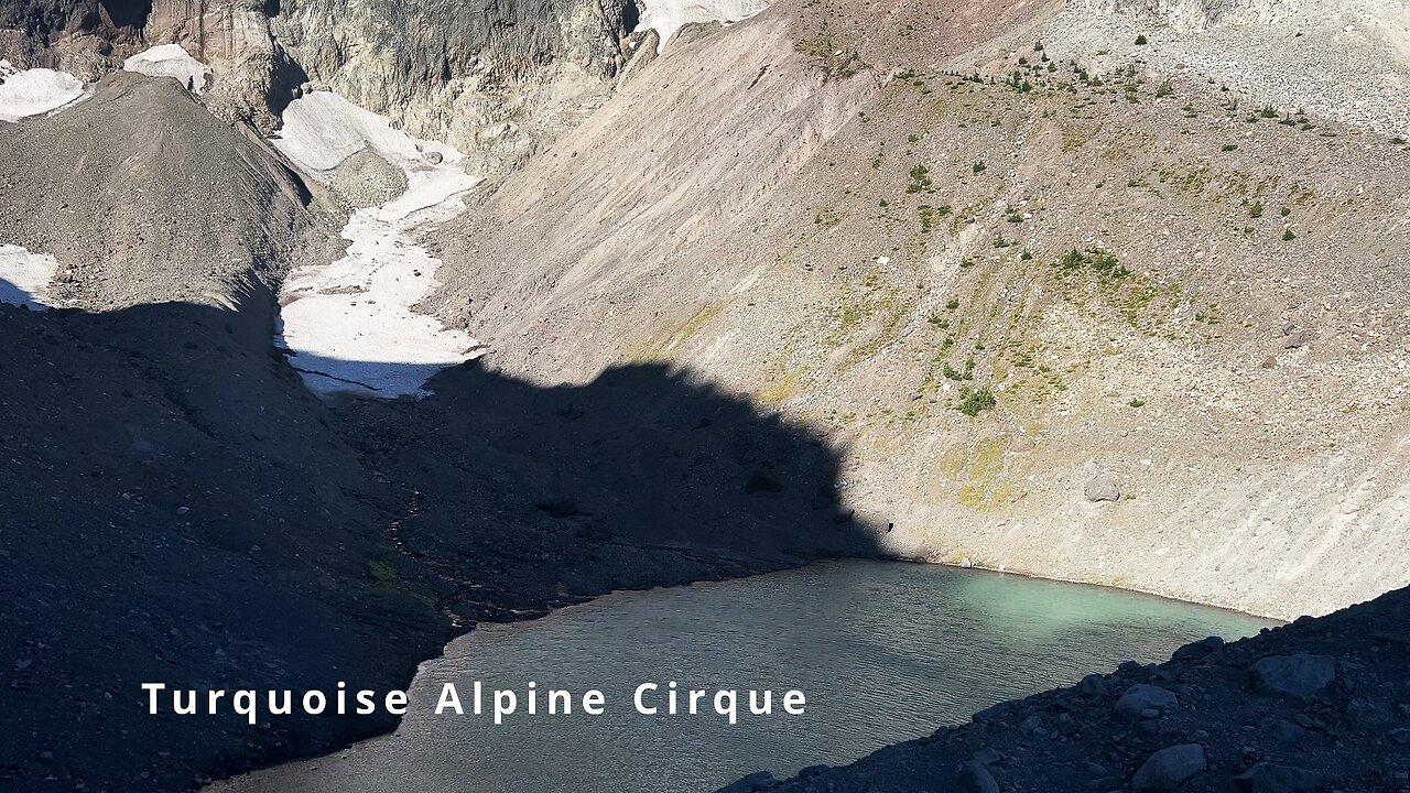 360 Panoramic High Alpine View of Turquoise Alpine Cirque & Three Fingered Jack! | 4K | Oregon