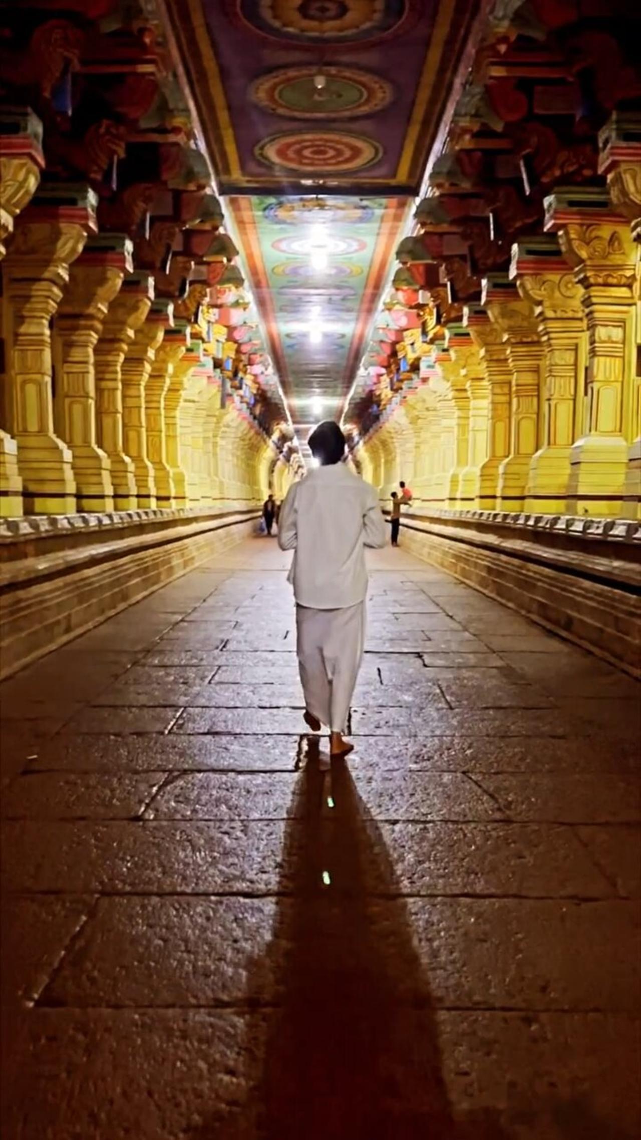 Explore the pillars and corridors in Ramanathaswamy Temple