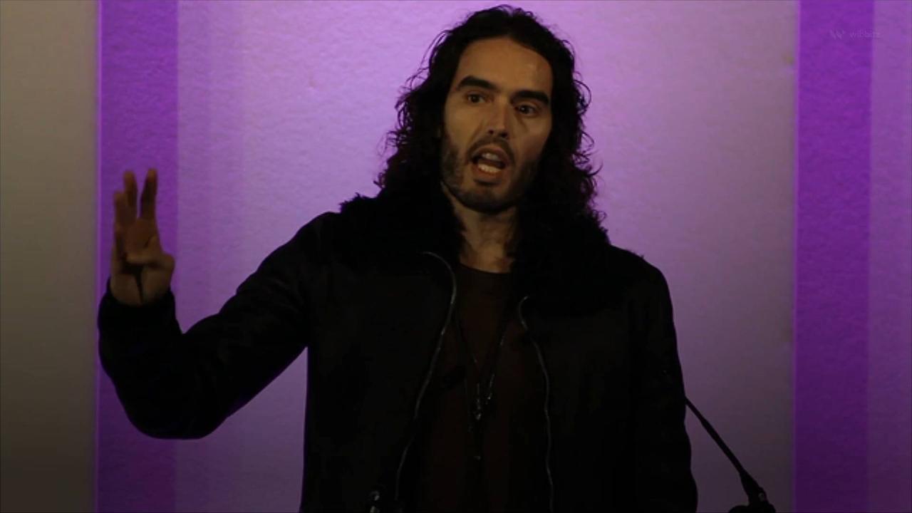 YouTube Stops Russell Brand From Monetizing His Channel