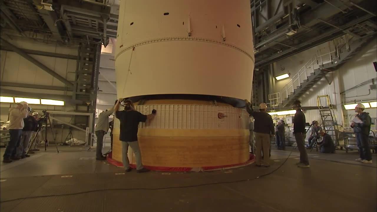 Orion Spacecraft Moves
