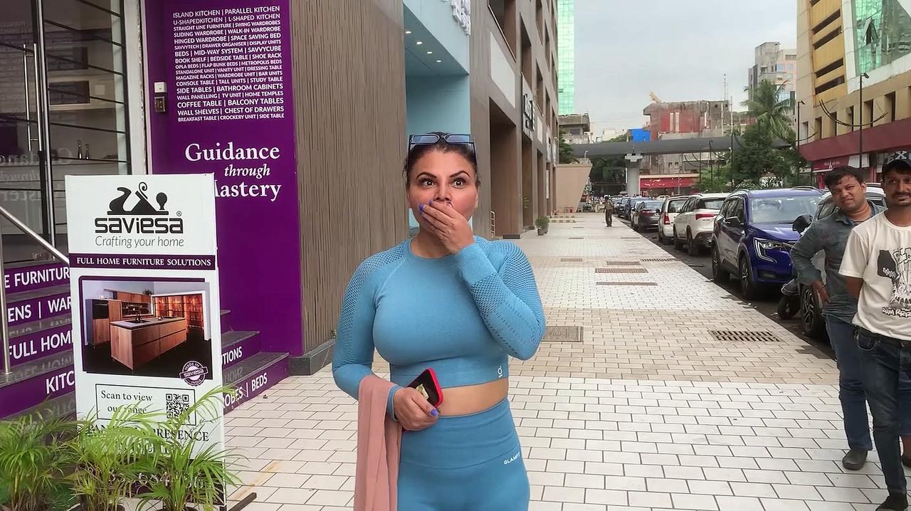 Rakhi Sawant reacts as the mall which she goes catches fire