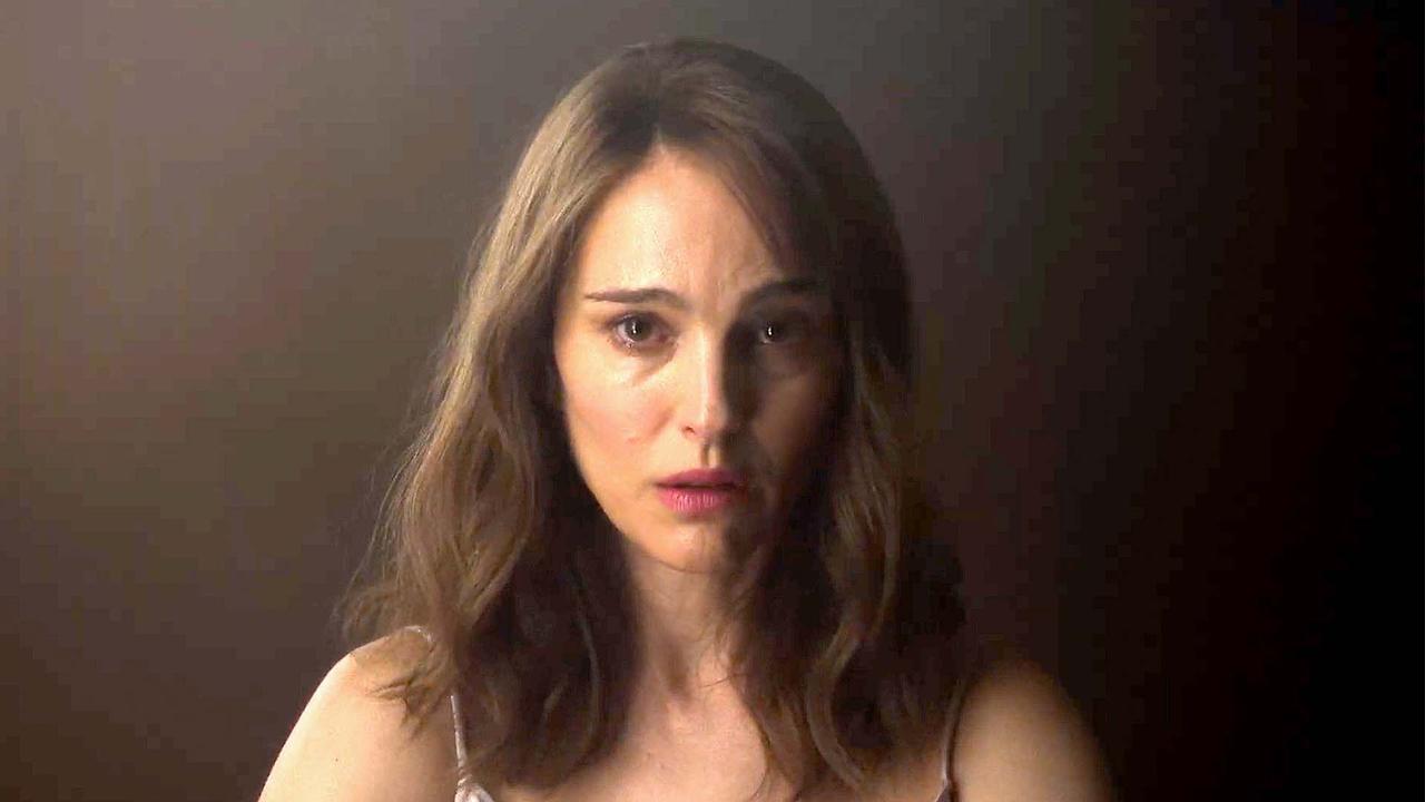Official Trailer for Netflix's May December with Natalie Portman