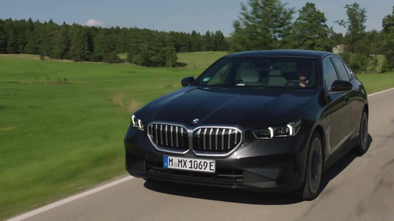 The BMW 530e Driving Video
