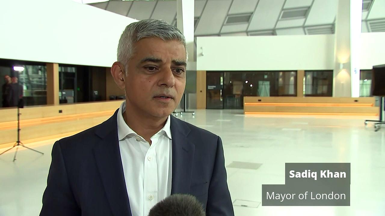 Mayor issues support for family after Croydon stabbing
