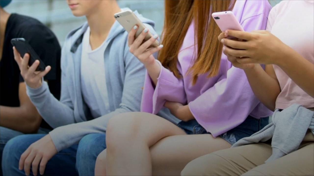 Tips to Keep Your Teens Safe on Social Media