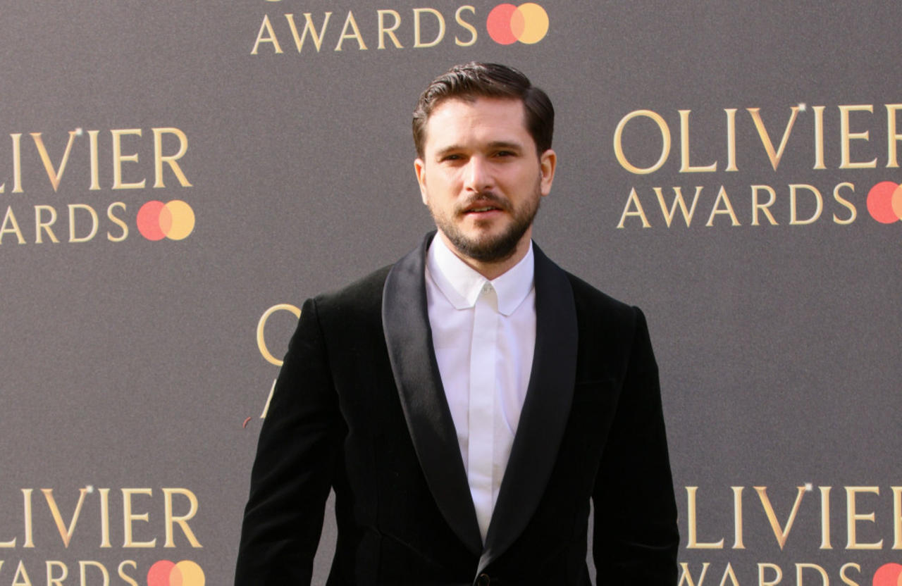 Kit Harington was too 'wrapped up in' himself