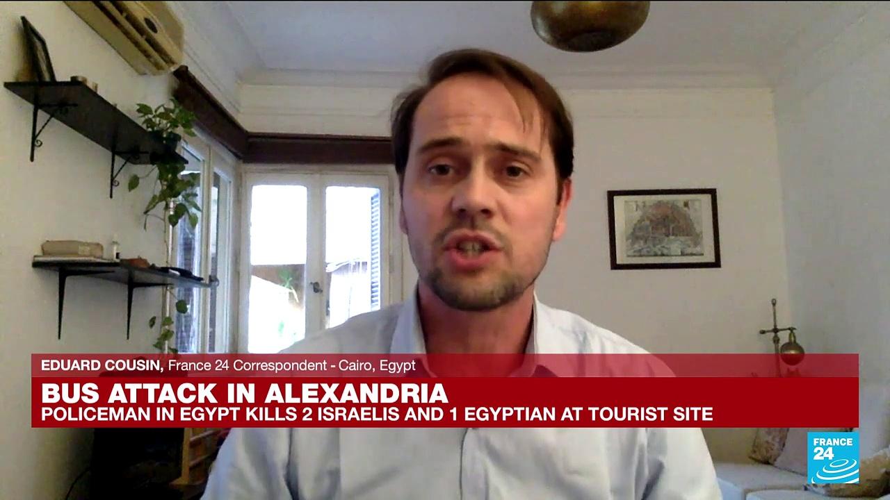 A policeman in Egypt killed 2 Israelis, 1 Egyptian at tourist site in Alexandria