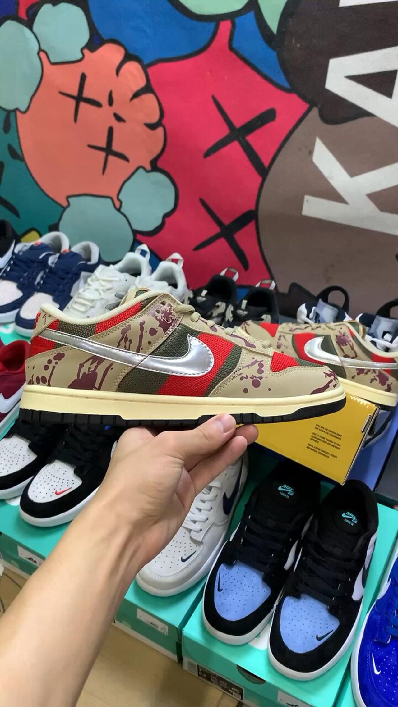 I bought this replica Nike Dunk SB Low "Freddy Krueger"  shoes from WhatsApp +8618181990058