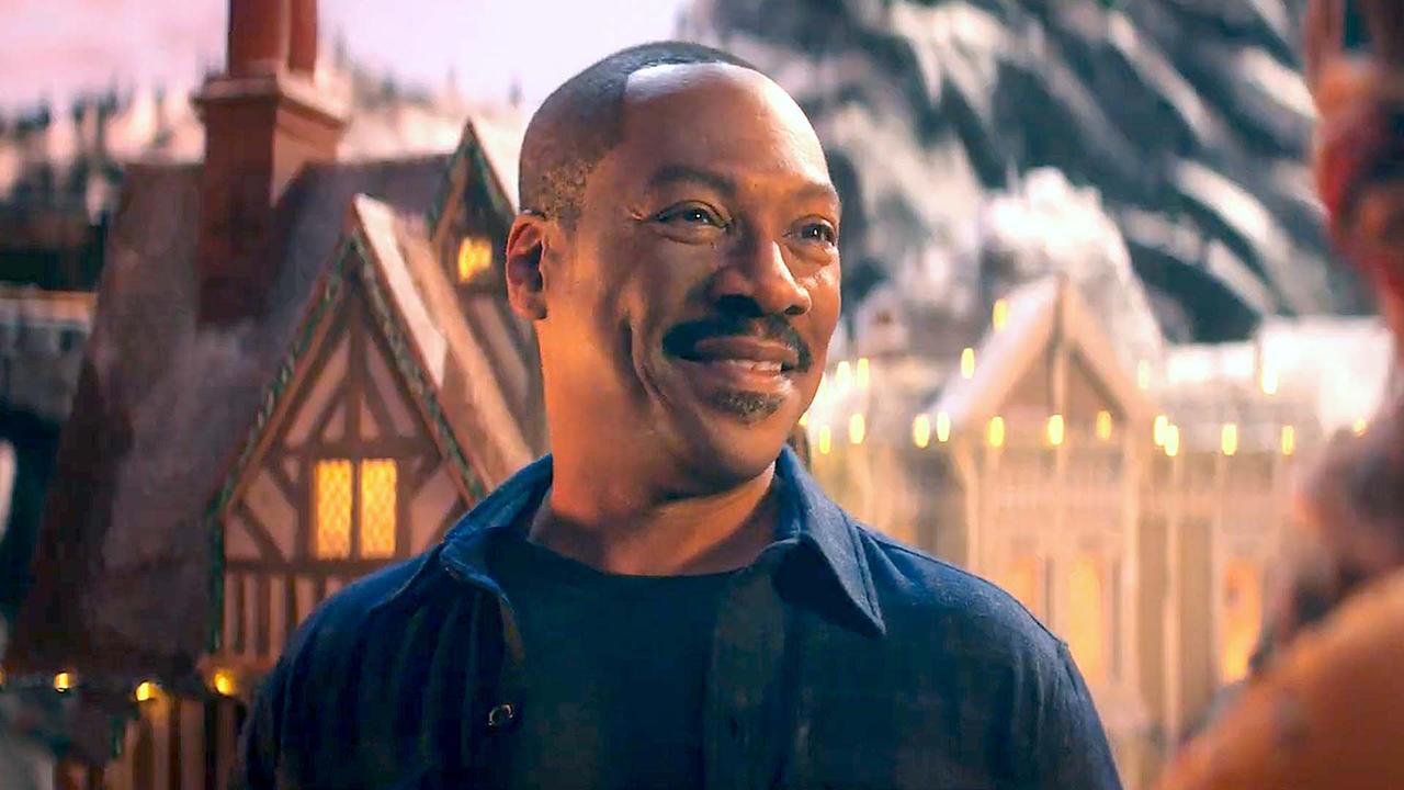 First Look at Eddie Murphy in Amazon's Candy Cane Lane