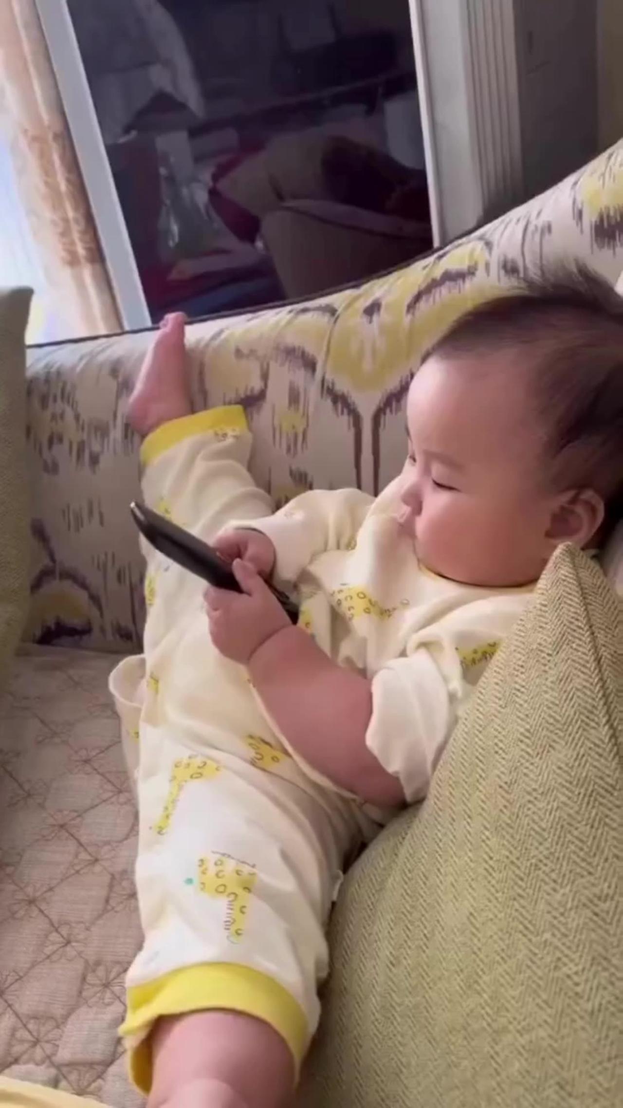 Cute and Funny Baby 😍😍😅😅 #kids #cutebaby #reels #shorts #viral #baby #babylove #funnybaby #mmvbaby