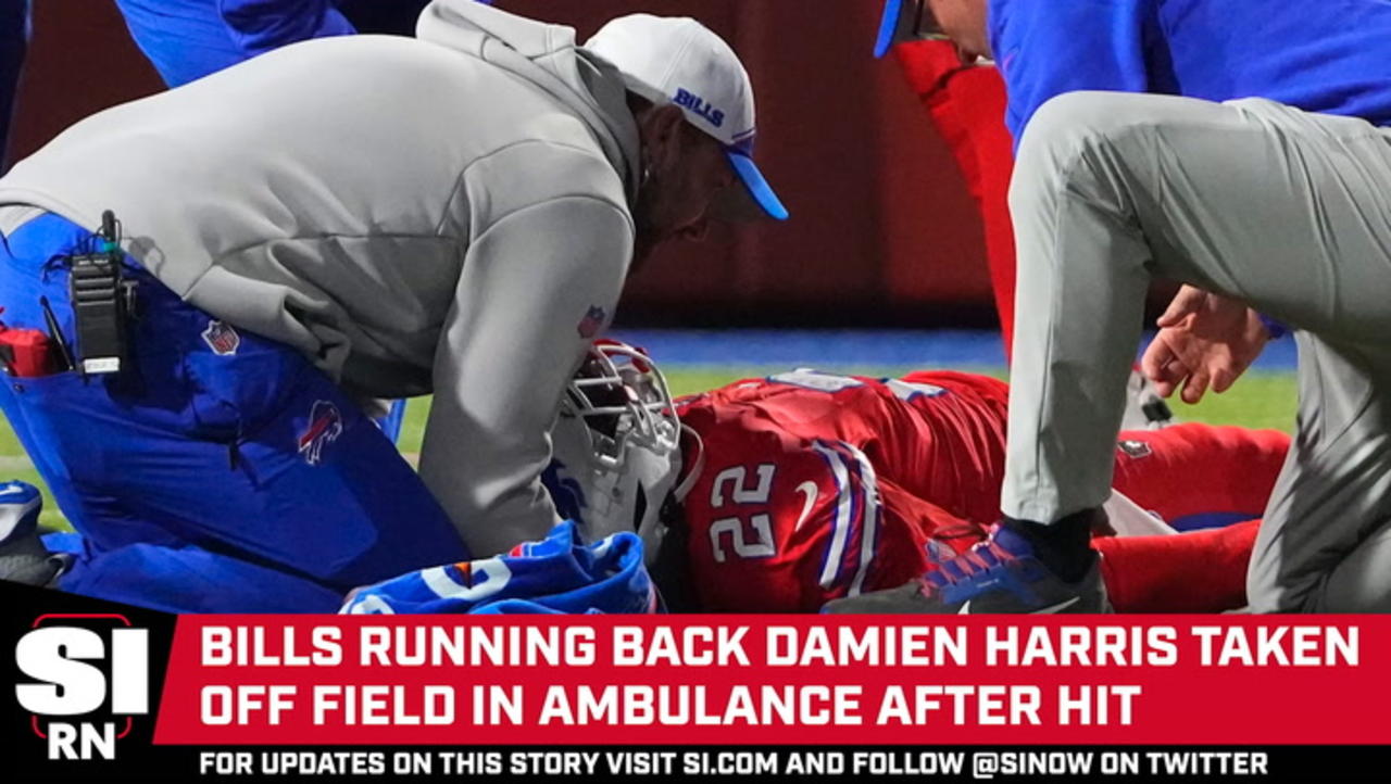 Bills RB Damien Harris Exits On Stretcher After - One News Page VIDEO