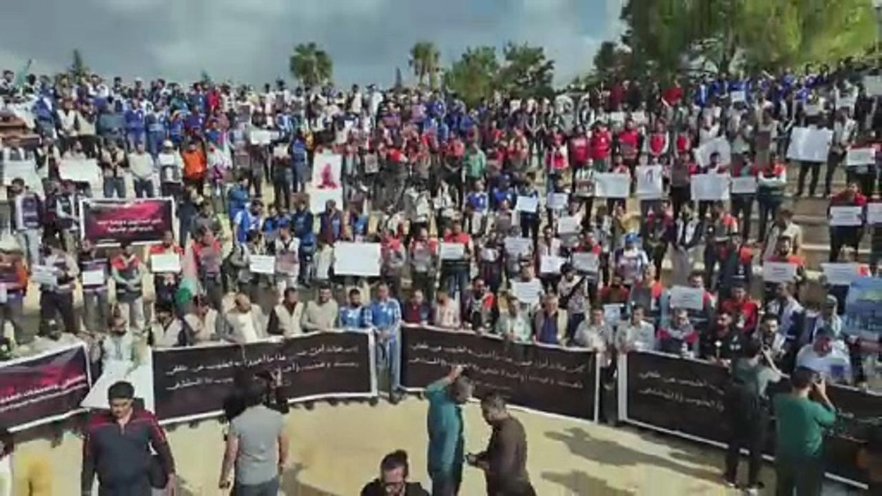 Syrian aid workers hold protest in support of Gaza