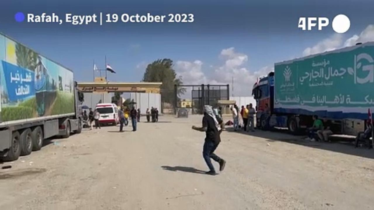 Aid convoy ready to enter Gaza at Egypt's Rafah crossing