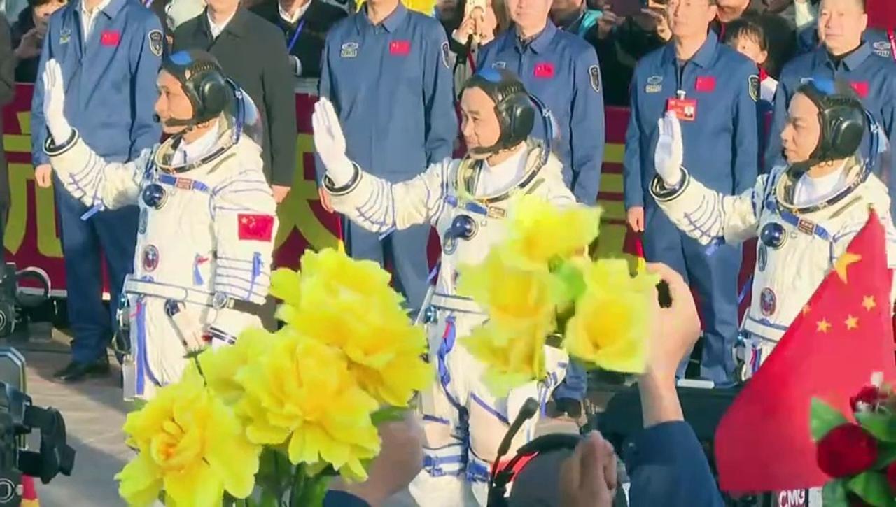 China launches new mission to space station