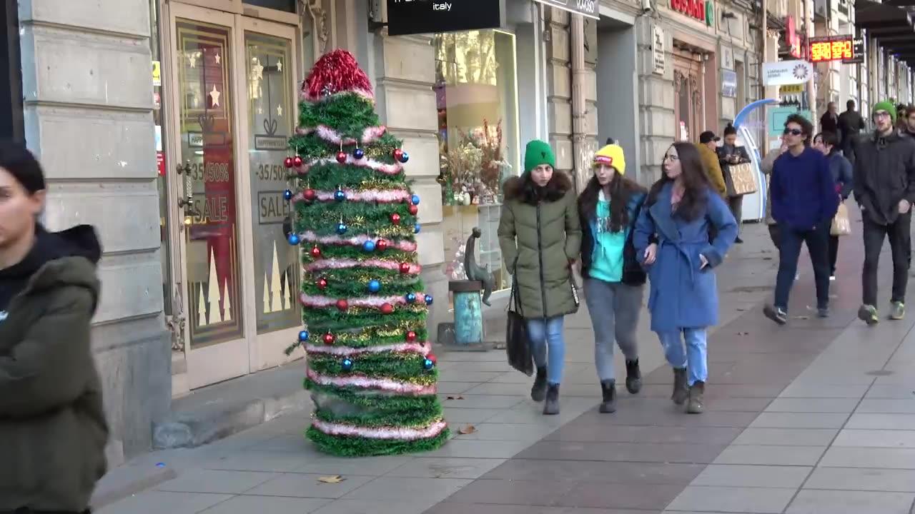 The Best Christmas tree Scare Prank 2020 New One News Page VIDEO