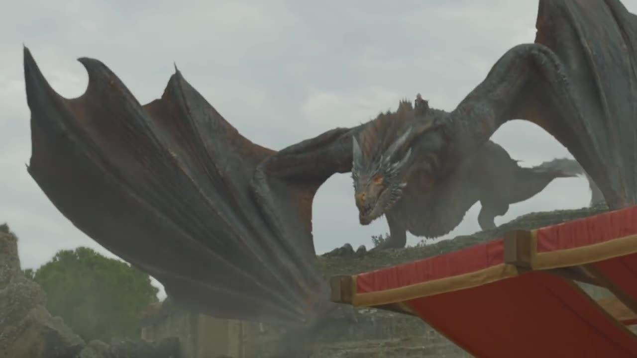 Game of Thrones S07E07 Daenerys Arrives at Dragon Pit With Her Dragons.