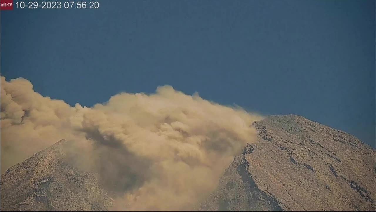 Oct 28 2023: Semeru volcano - glowing moon, 2 ash plumes swirl downhill