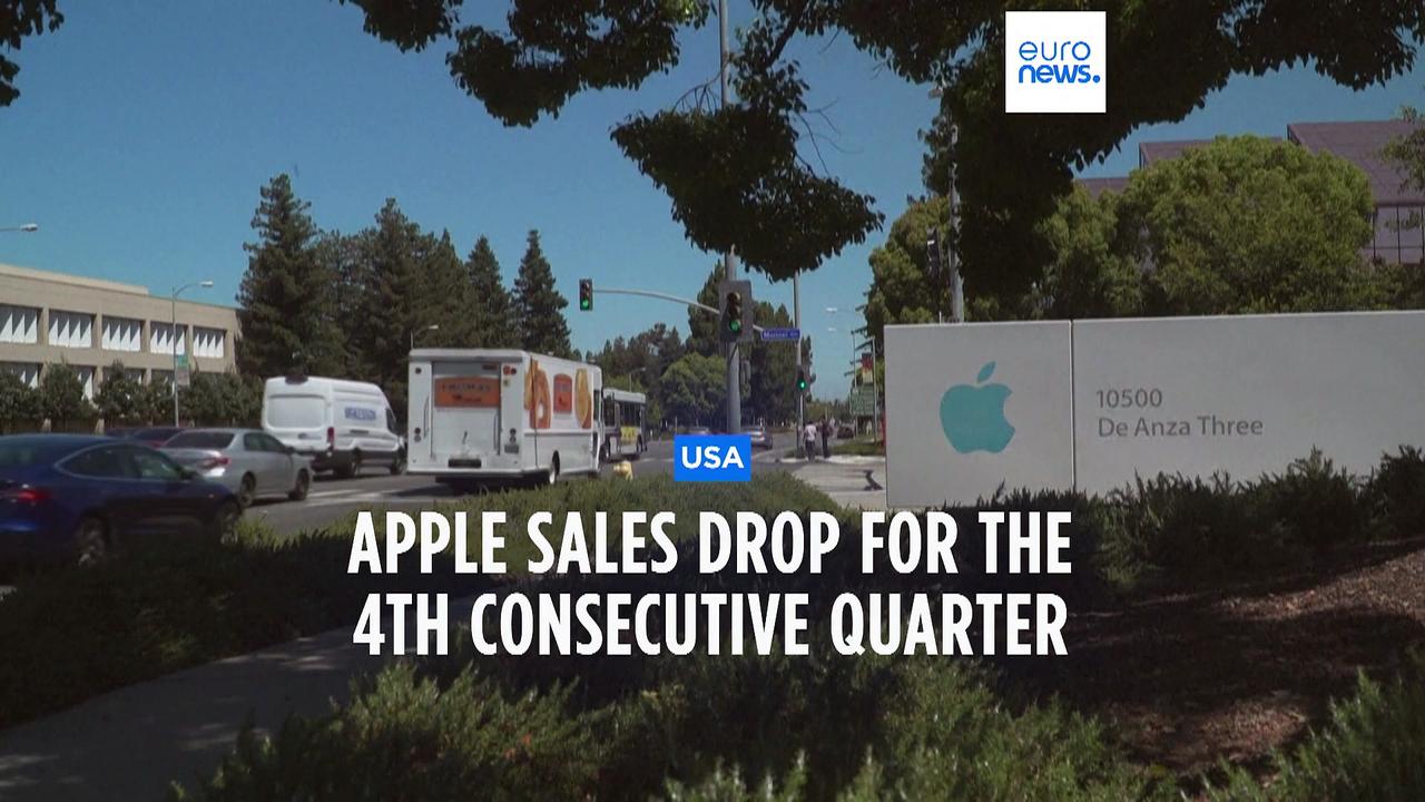 Apple stocks fall as earnings shrink for fourth consecutive quarter