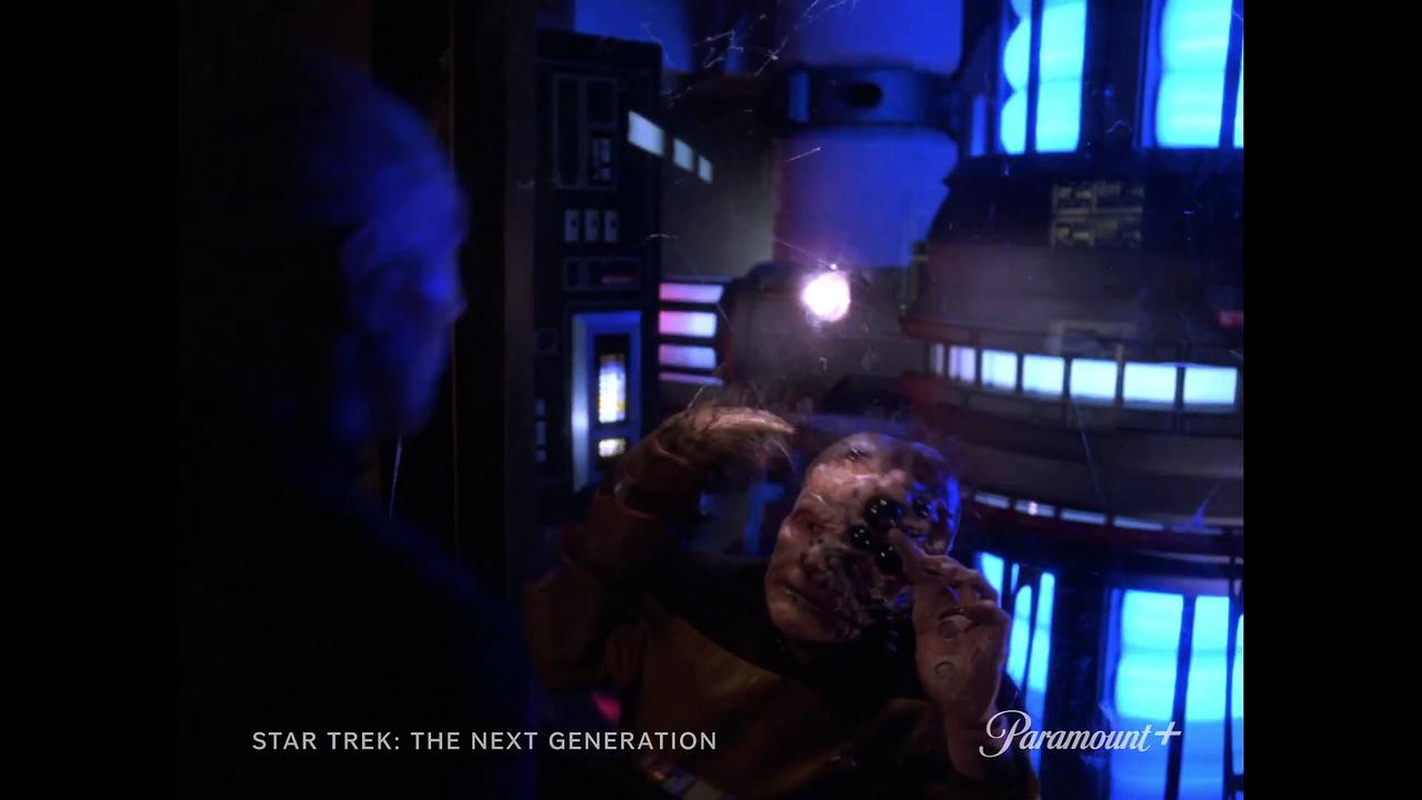 Star Trek The Next Generation - Lt. Barclay's Spider Transformation