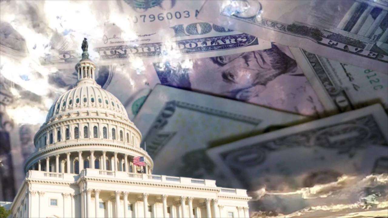 US Debt On Track to Increase by $5.2 Billion Per Day for the Next Decade