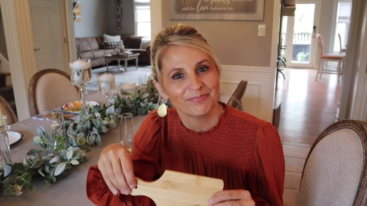 BEAUTIFUL THANKSGIVING DINNER TABLE EASY One News Page VIDEO