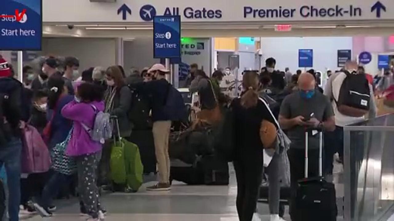 2023 Holiday Travel Rush is Set to Surpass Last Year's Chaos