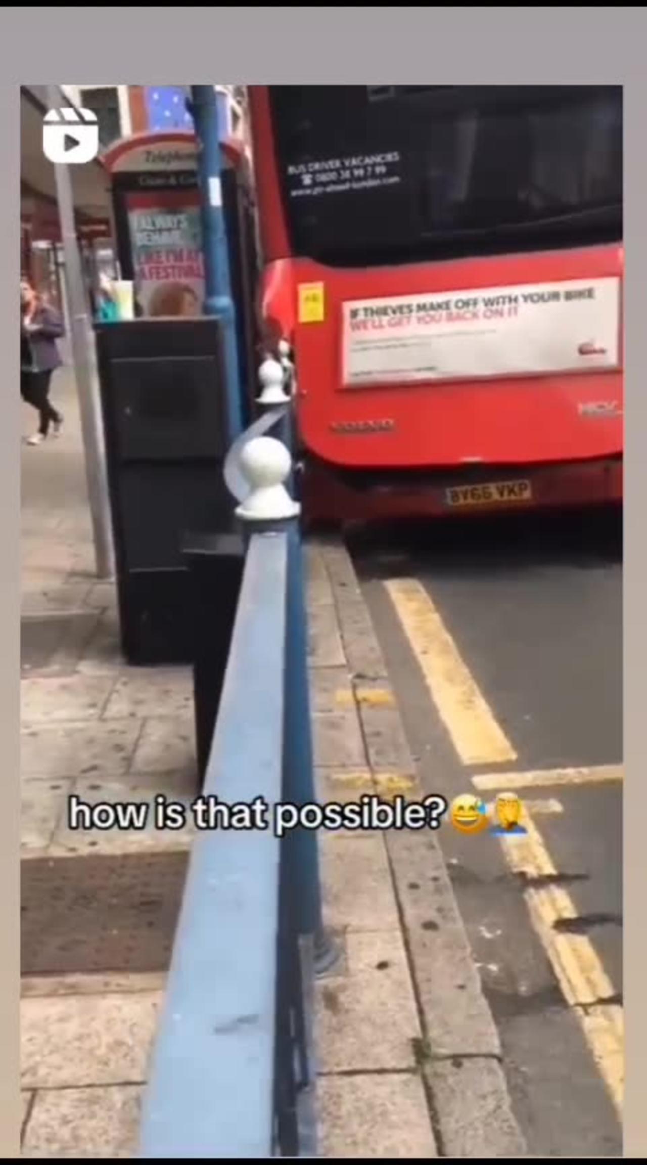 BUS DRIVER IS DRUNK OR WHAT - One News Page VIDEO