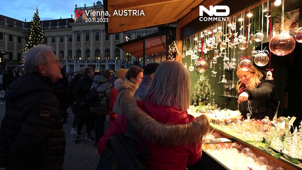 Watch: Vienna Christmas market marks 30 years of festivities