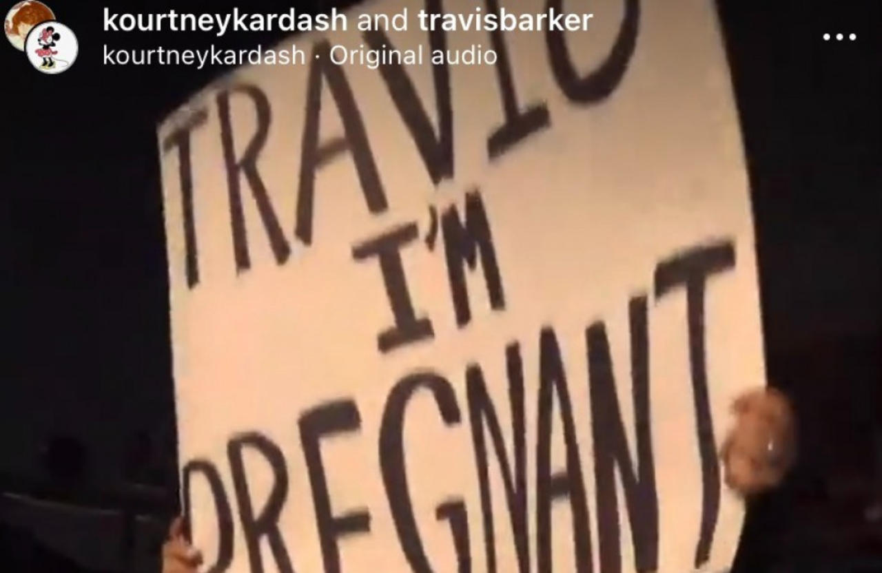 Kourtney Kardashian DID tell her mom pregnancy news before the world