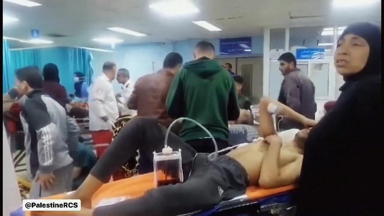 Red Crescent evacuate wounded from Gaza City hospital to Khan Yunis