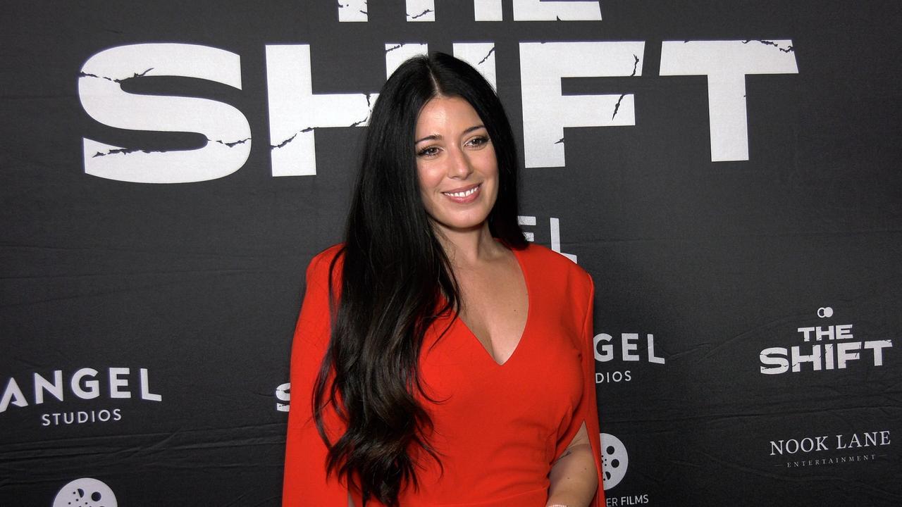 Elizabeth Tabish The Shift Los Angeles Premiere - One News Page VIDEO